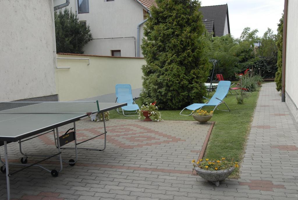 Balla Apartmanház Siófok Exterior foto